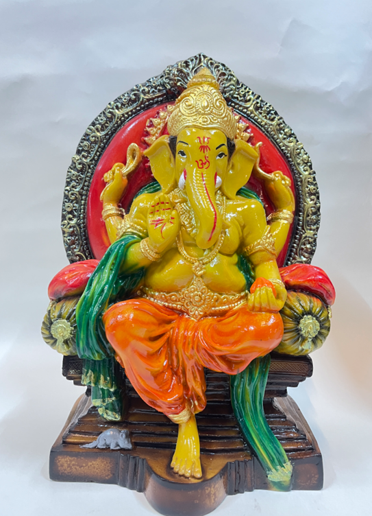 Decorative showpiece
